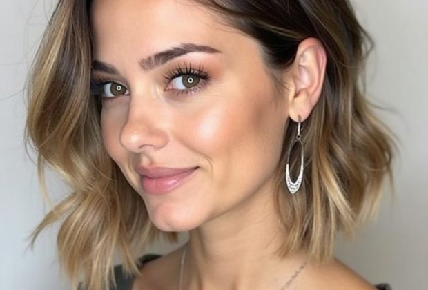 Deep Side Part Angled Bob Haircut